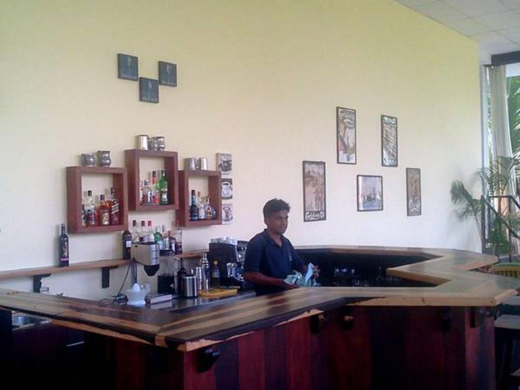 Brook Boutique Hotel Melsiripura Buitenkant foto