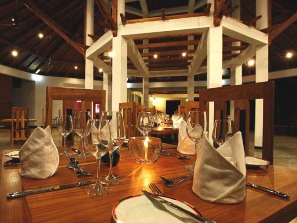 Brook Boutique Hotel Melsiripura Buitenkant foto